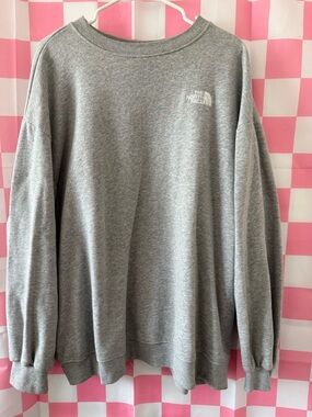 The North Face Women’s Crewneck Sweatshirt - Light Grey